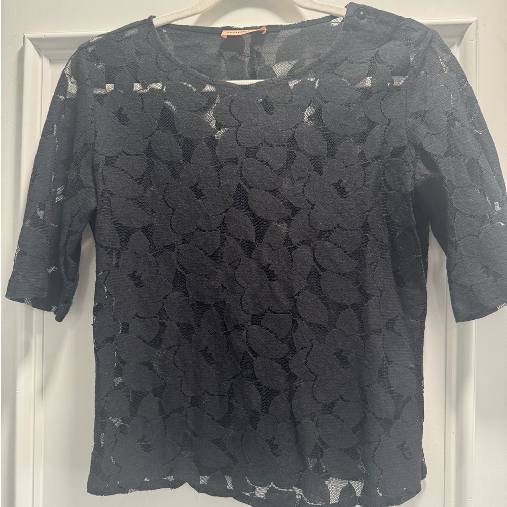 CUSTUMMADE, Elegant Black Lace Women's Top